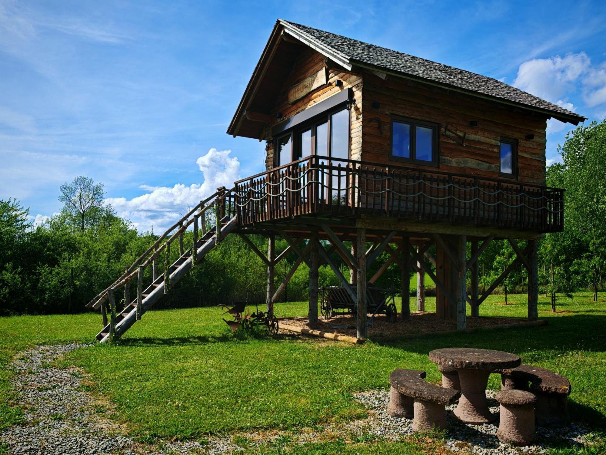 Apartamento Baumhaus Heuhuette *